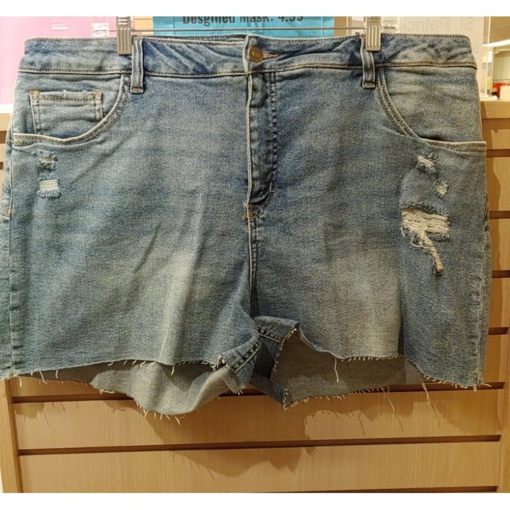 Ava & Viv Women Plus Size Destructed Midi Jean Shorts--Medium Wash - Picture 4 of 9
